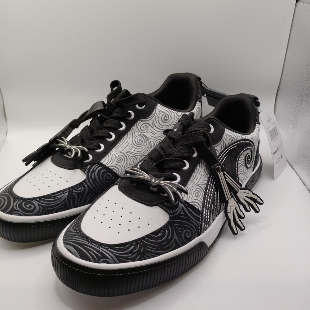 Men's Disney The Nightmare Before Christmas Low Top Sneaker Shoes NEW Size 10.5